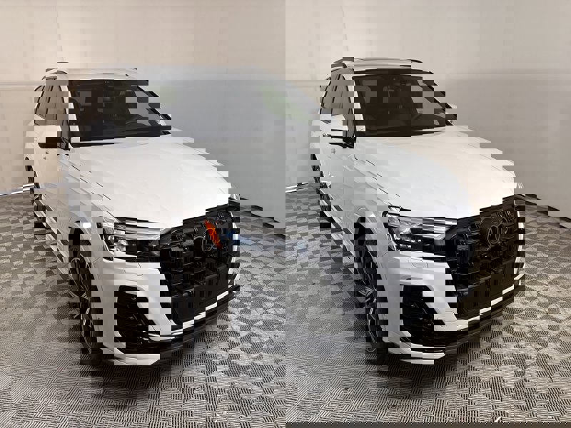 Certified 2025 Audi Q7 2.0T Premium Plus w/ Premium Plus Package image 1