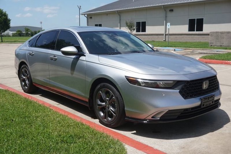 Certified 2024 Honda Accord EX-L image 1