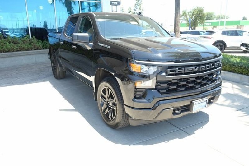 Certified 2024 Chevrolet Silverado 1500 Custom image 1