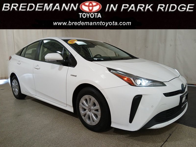 Certified 2020 Toyota Prius LE image 1