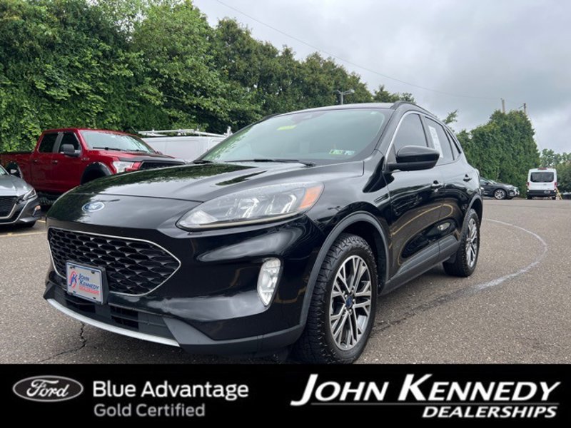 Used 2020 Ford Escape SEL image 1