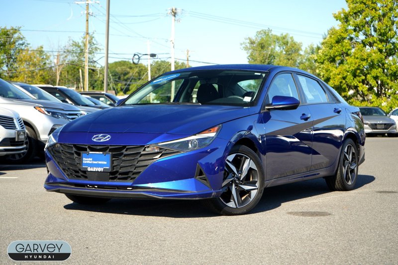 Certified 2023 Hyundai Elantra SEL w/ Convenience Package image 1