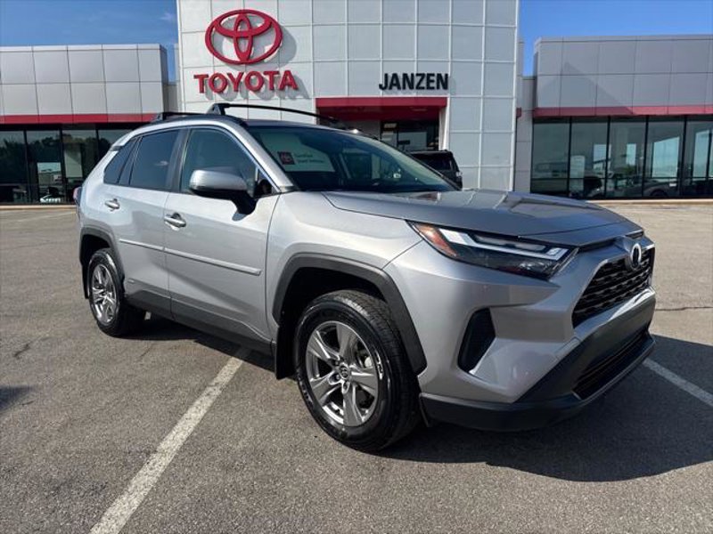 Certified 2022 Toyota RAV4 XLE image 1