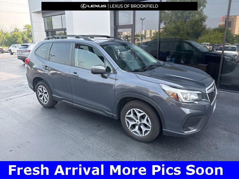 Used 2020 Subaru Forester Premium image 1