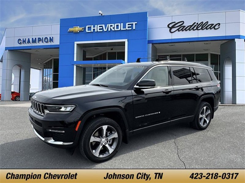 Used 2023 Jeep Grand Cherokee L Limited w/ Trailer Tow Group (B) image 1