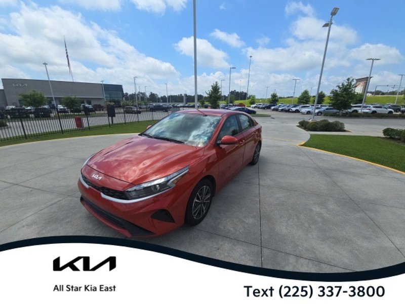 Certified 2022 Kia Forte LXS image 1