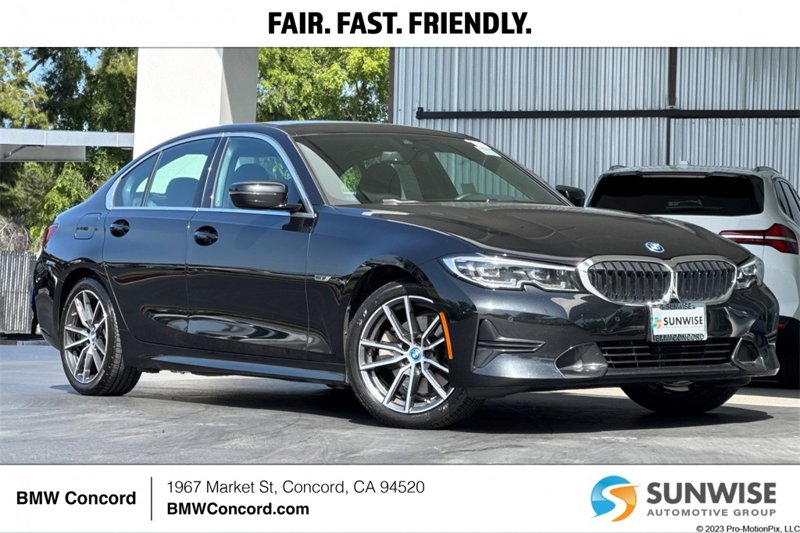 Certified 2022 BMW 330e w/ Premium Package image 1