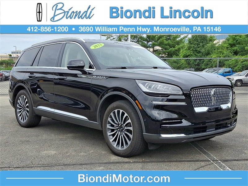 Certified 2023 Lincoln Aviator Reserve w/ Equipment Group 201A image 1