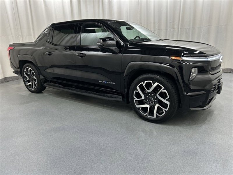 Certified 2024 Chevrolet Silverado EV RST image 1