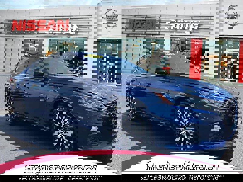 Used 2021 Nissan Altima 2.5 SR image 1