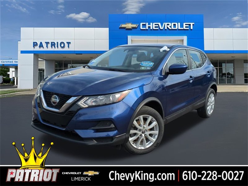 Used 2020 Nissan Rogue Sport S w/ Appearance Package image 1