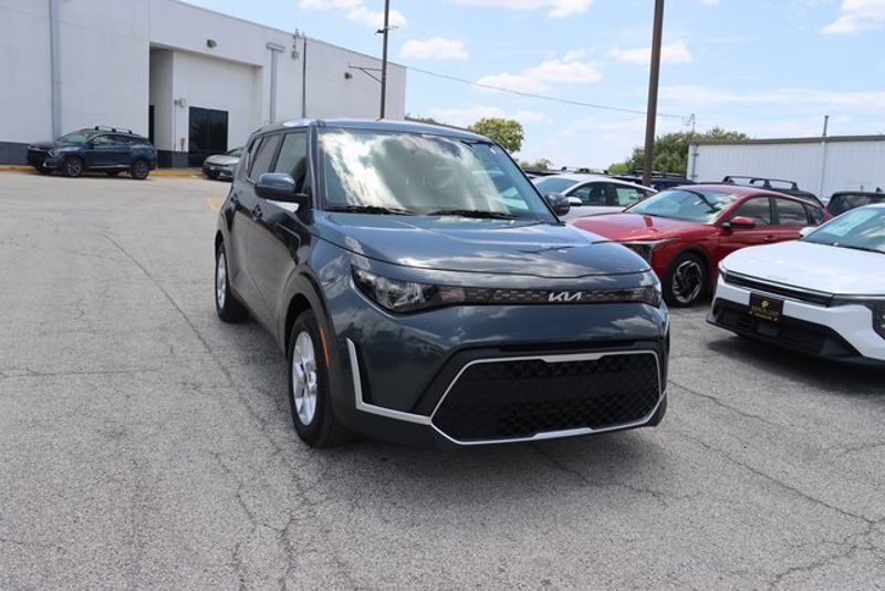 Certified 2024 Kia Soul LX w/ Option Group 015 image 1