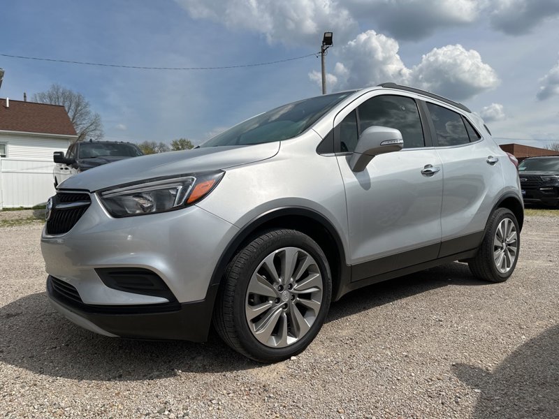 Used 2018 Buick Encore Preferred image 1