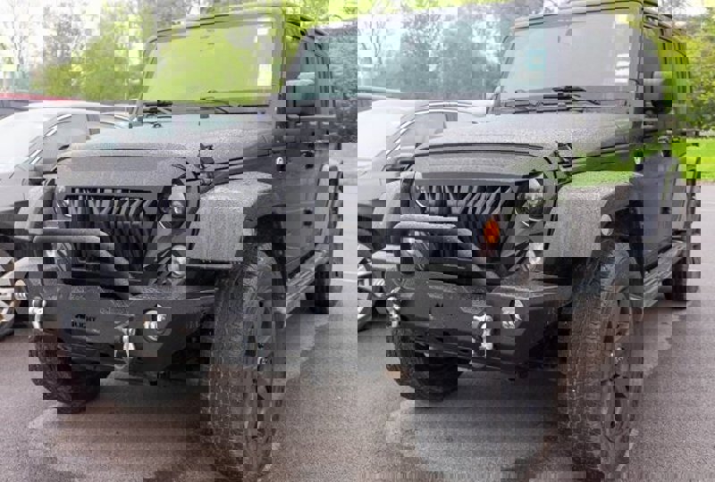 Used 2016 Jeep Wrangler Unlimited Sahara w/ Max Tow Package image 1