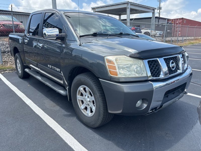 Used 2006 Nissan Titan LE w/ (R02) LE Off-Road Pkg image 1