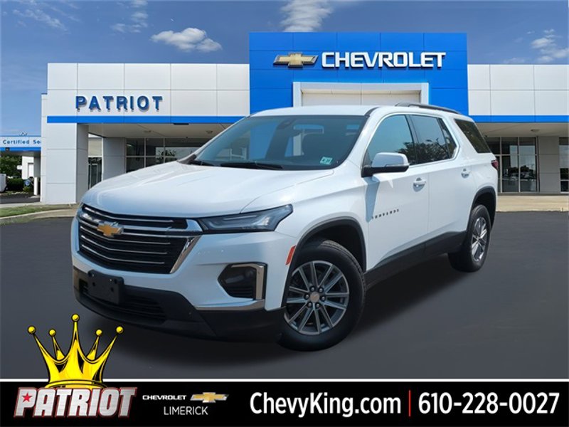 Certified 2022 Chevrolet Traverse LT image 1