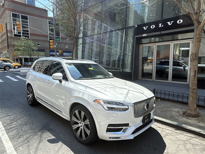 Certified 2023 Volvo XC90 B6 Ultimate w/ Lounge Package image 1