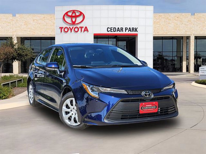 Certified 2025 Toyota Corolla LE image 1