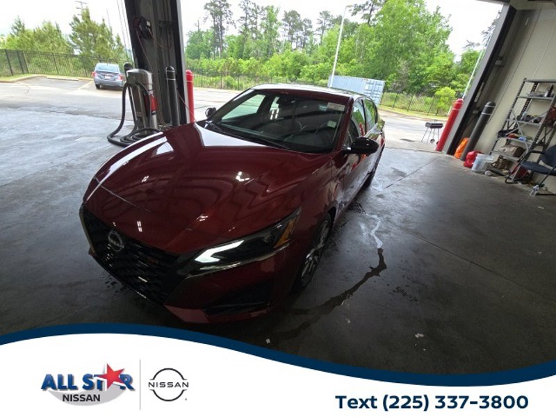 Certified 2024 Nissan Altima 2.0 SR image 1