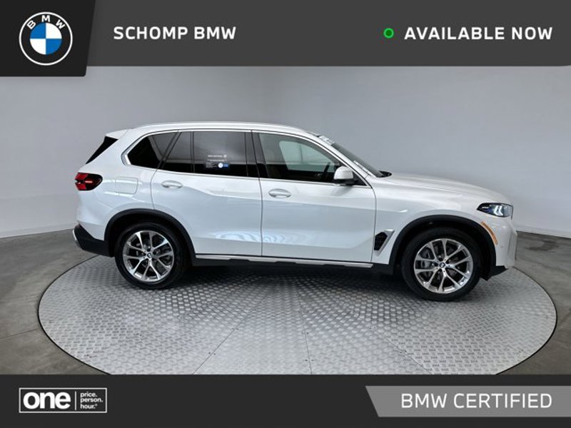 Certified 2025 BMW X5 xDrive40i w/ Parking Assistance Package image 1