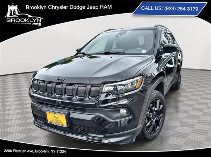 Certified 2022 Jeep Compass Latitude w/ Convenience Group image 1