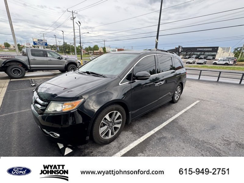 Used 2015 Honda Odyssey Touring image 1