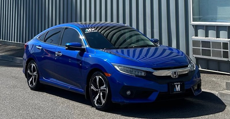 Used 2017 Honda Civic Touring image 1