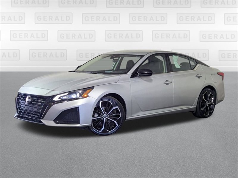 Certified 2023 Nissan Altima 2.5 SR image 1
