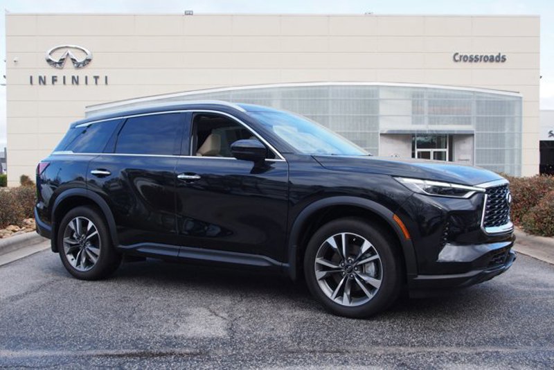 Certified 2025 INFINITI QX60 Luxe image 1