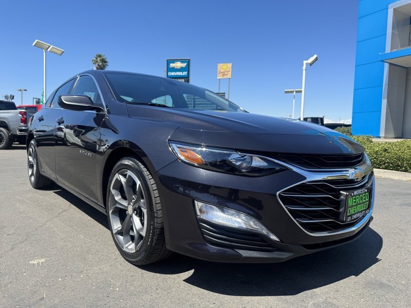 Used 2022 Chevrolet Malibu LT image 1