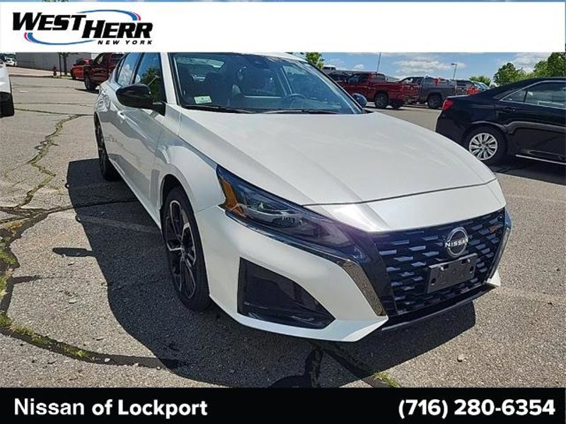 Certified 2024 Nissan Altima 2.5 SR w/ SR Premium Package image 1