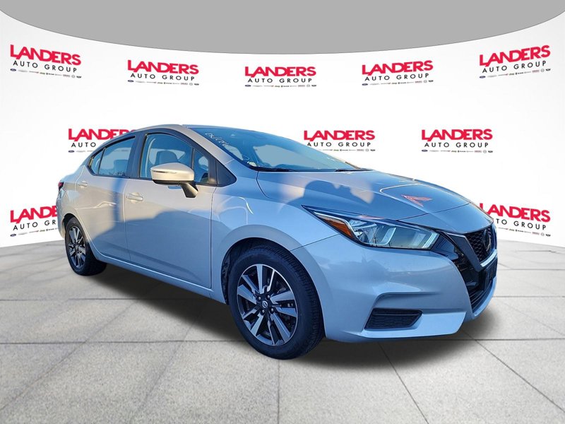 Used 2021 Nissan Versa SV image 1