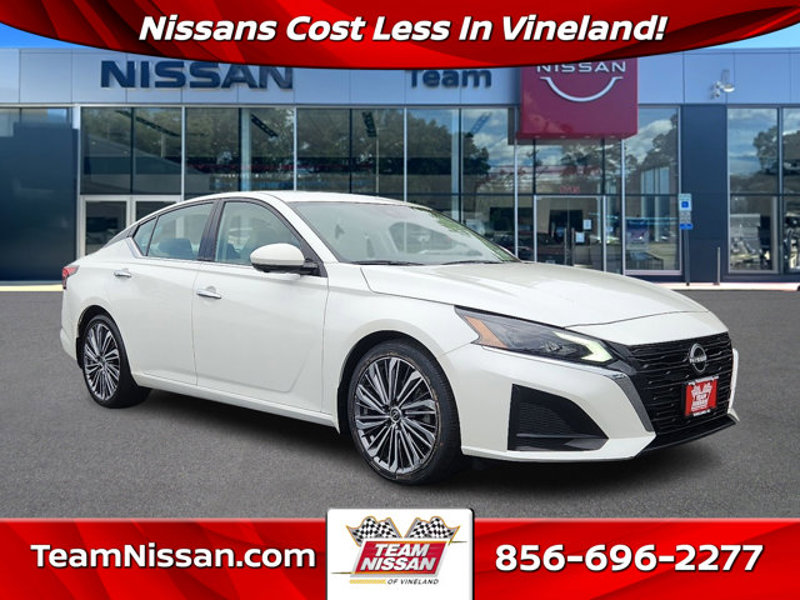 Certified 2023 Nissan Altima 2.5 SL image 1