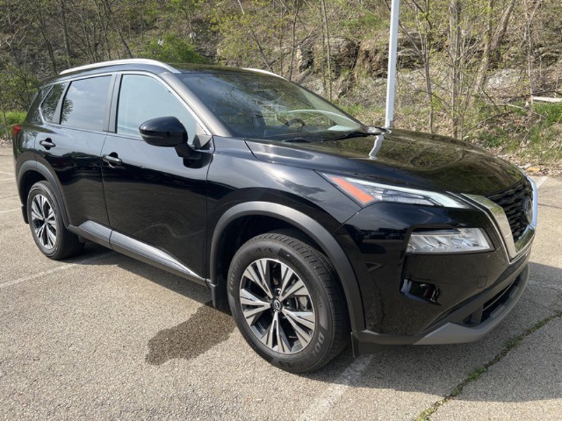 Certified 2022 Nissan Rogue SV w/ SV Premium Package image 1