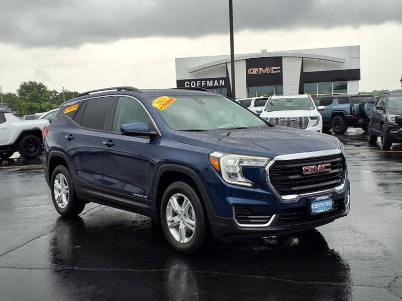 Certified 2023 GMC Terrain SLE w/ Driver Convenience Package image 1