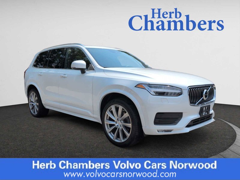 Certified 2022 Volvo XC90 T5 Momentum w/ Climate Package image 1