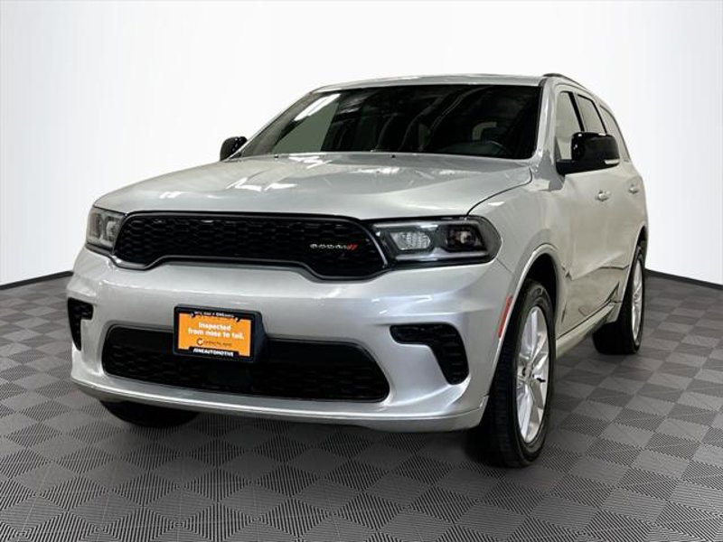 Certified 2024 Dodge Durango GT image 1
