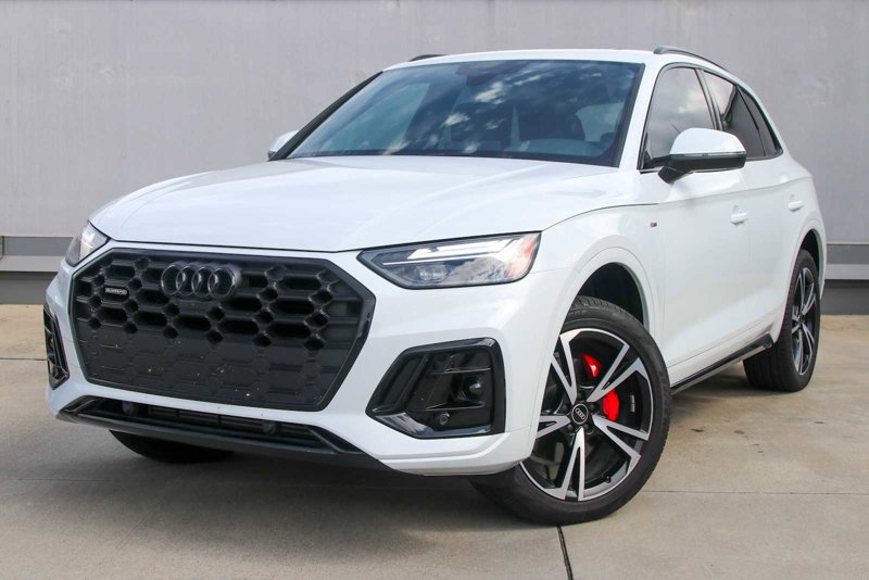 Certified 2025 Audi Q5 2.0T Premium Plus w/ Premium Plus Package image 1