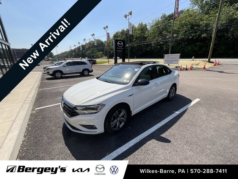 Used 2019 Volkswagen Jetta image 1