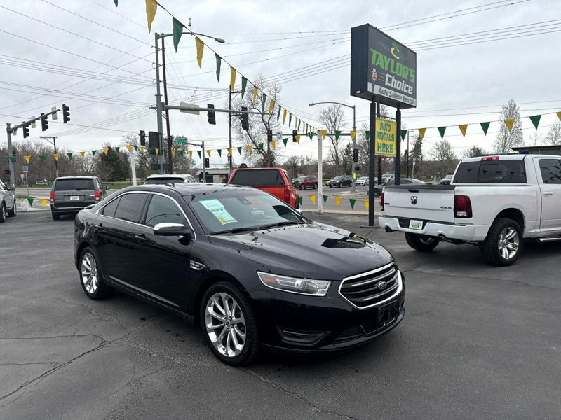 Used 2019 Ford Taurus Limited image 1