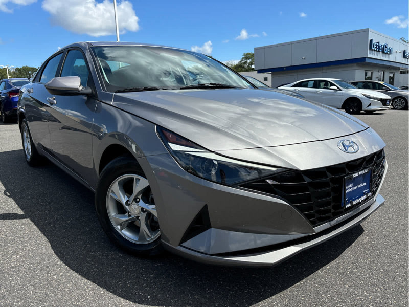Certified 2023 Hyundai Elantra SE image 1
