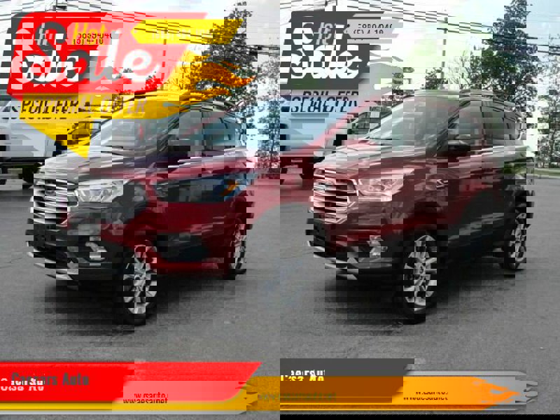 Used 2017 Ford Escape SE w/ Equipment Group 201A image 1