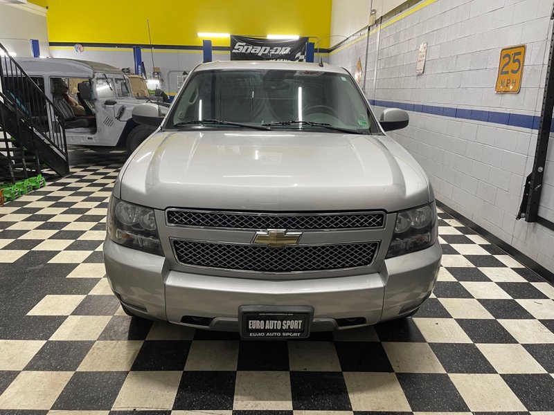 Used 2010 Chevrolet Avalanche LT w/ Luxury Package image 1