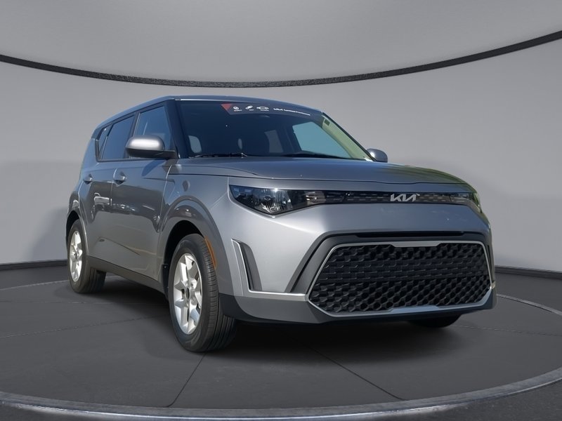 Certified 2025 Kia Soul LX w/ Option Group 015 image 1