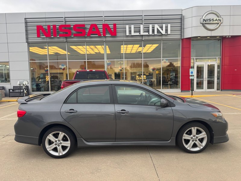 Used 2010 Toyota Corolla XRS image 1