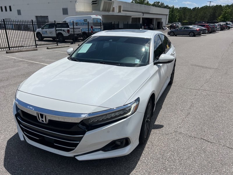Certified 2022 Honda Accord EX-L image 1