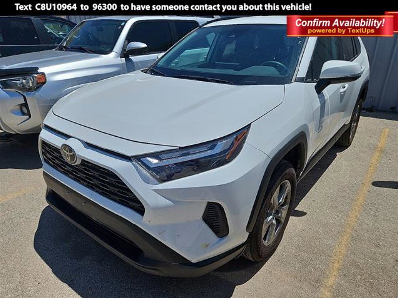 Used 2024 Toyota RAV4 XLE image 1