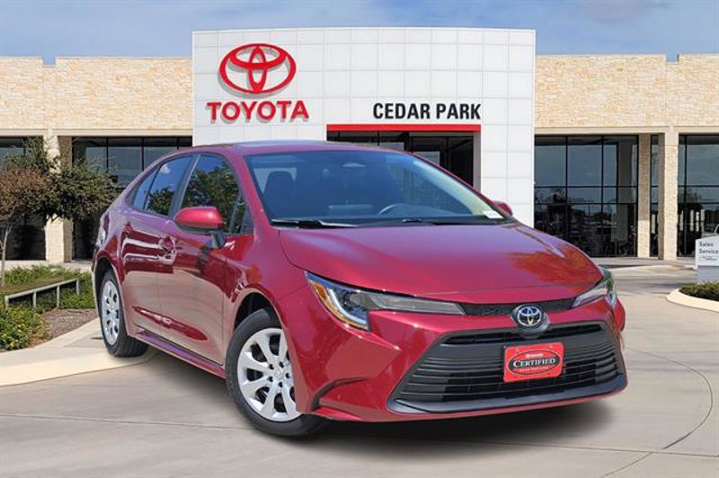 Certified 2023 Toyota Corolla LE image 1
