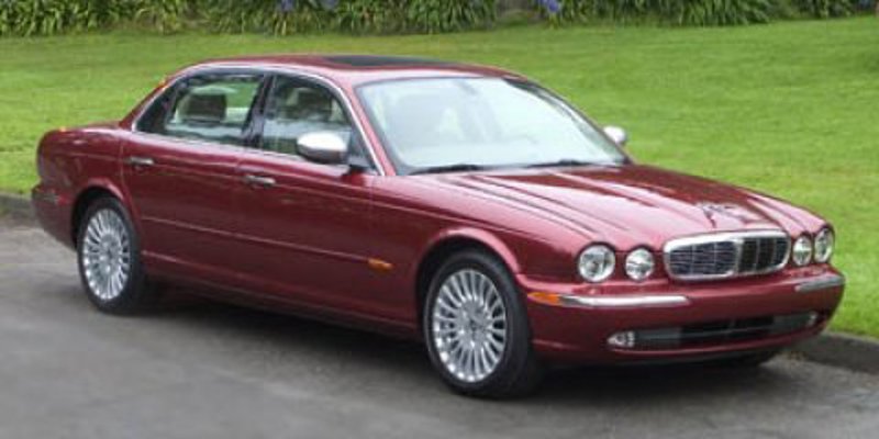 Used 2005 Jaguar XJ8 image 1
