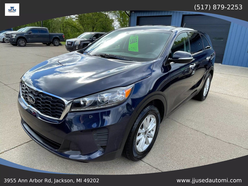 Used 2020 Kia Sorento LX image 1